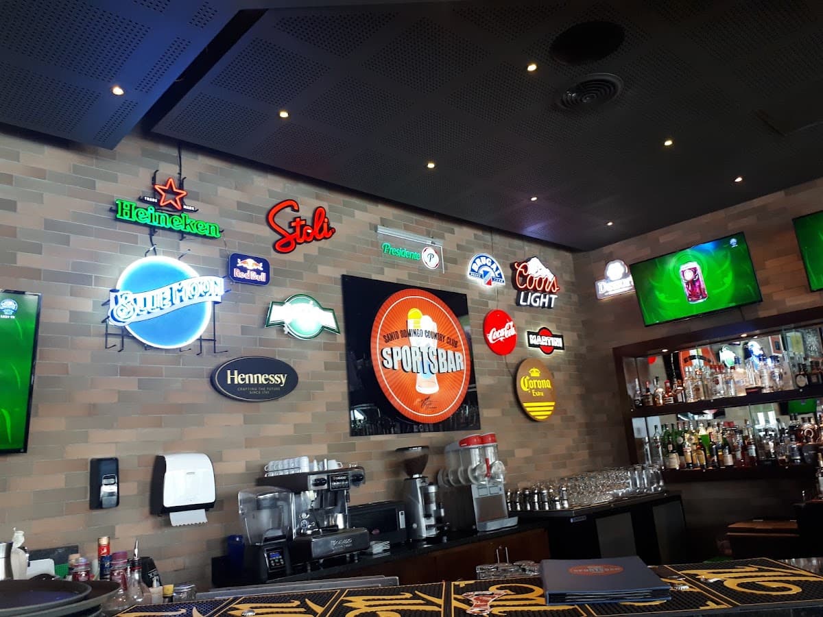 Sports Bar - Santo Domingo Country Club