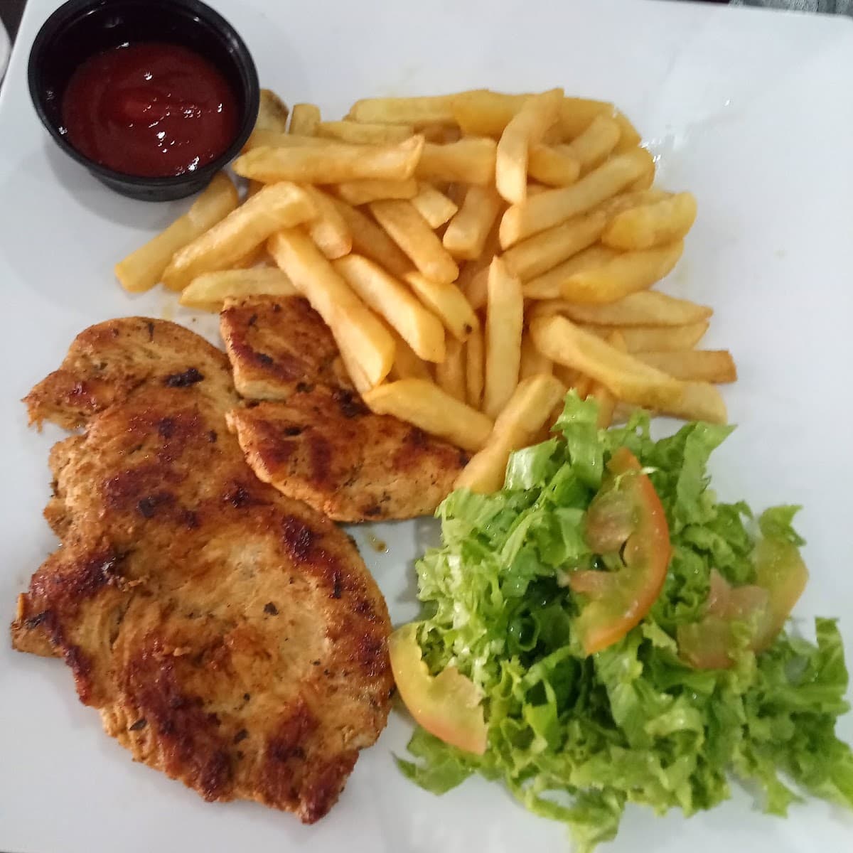Sol Street, Cafeteria y Pizzeria