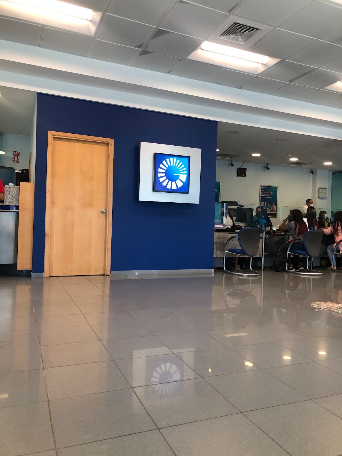 Banco Popular Dominicano — Zona Franca