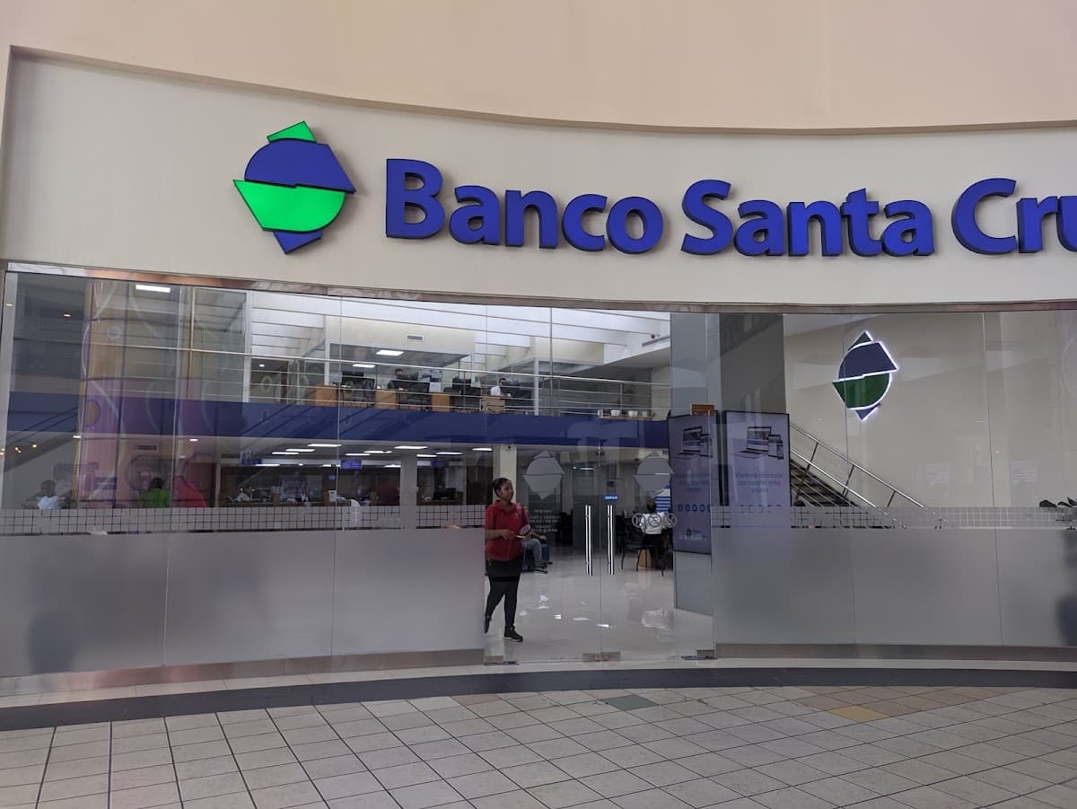 Banco Santa Cruz — Av. San Vicente de Paúl 83a
