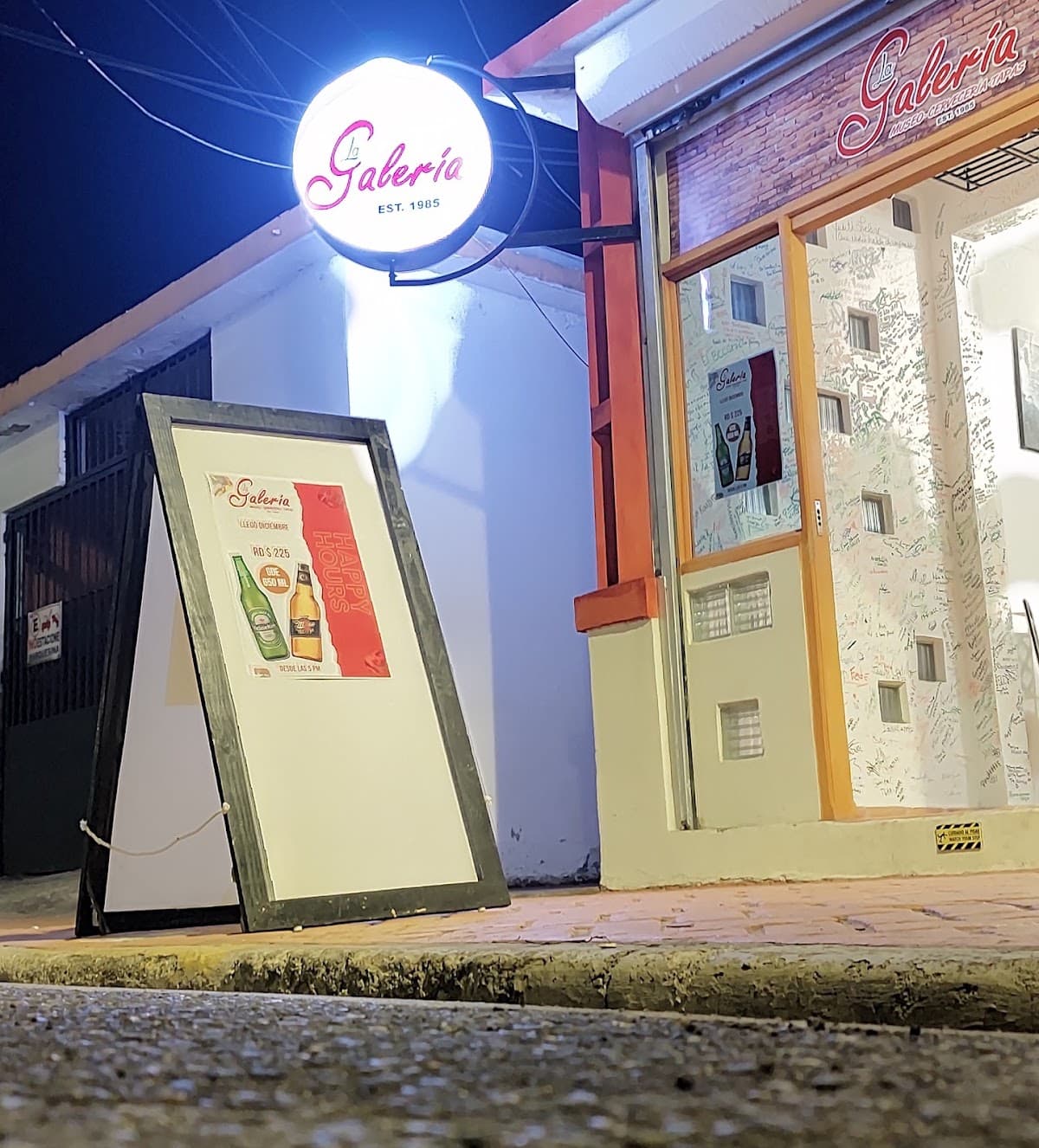 La Galería Museo - Cervecería - Tapas