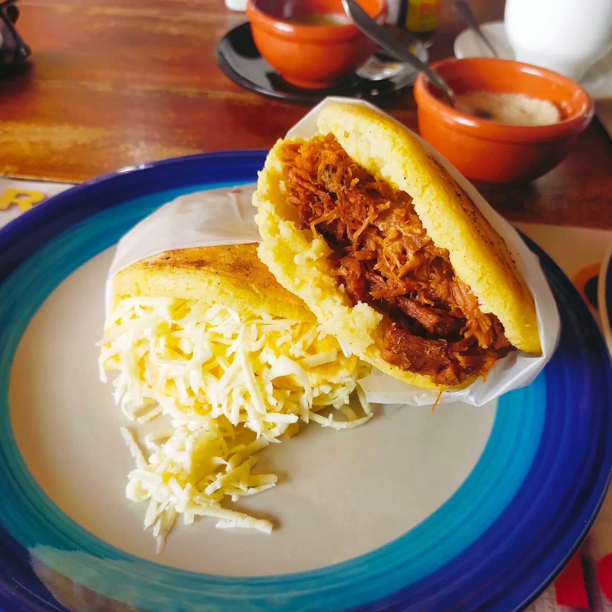 Restaurante Sabor Tricolor con Aroma de Venezuela