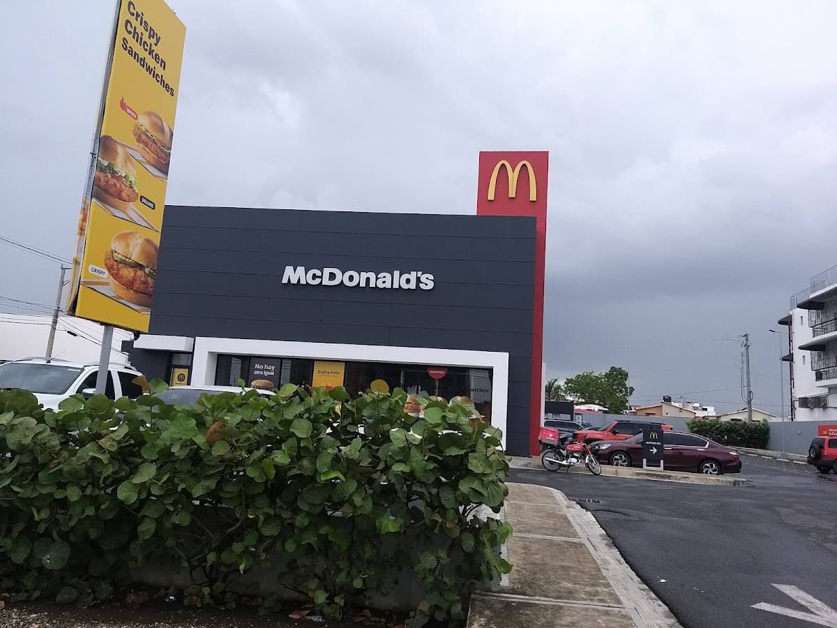 McDonald's — San Isidro