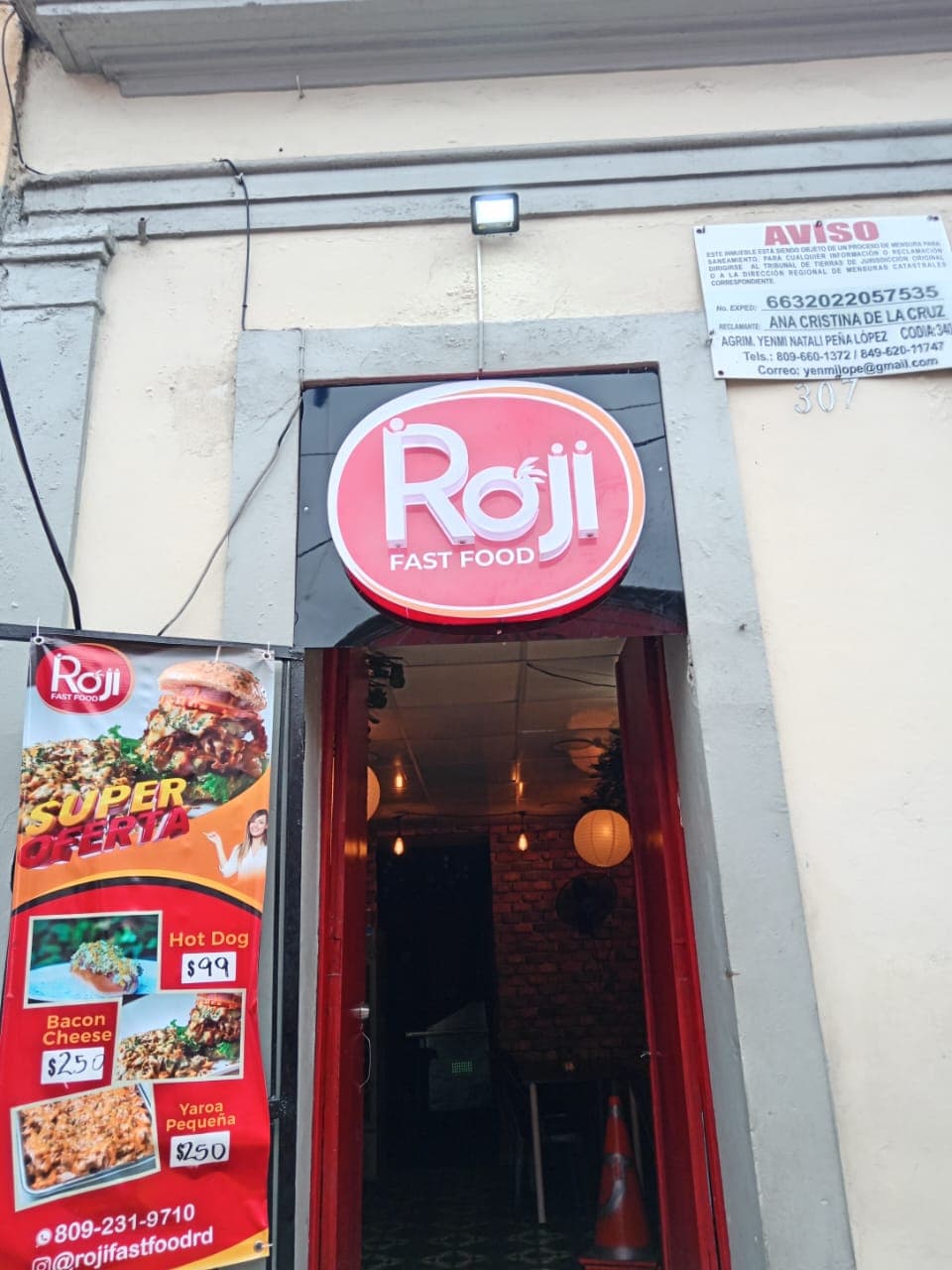 ROJI FAST FOOD (ZONA COLONIAL)