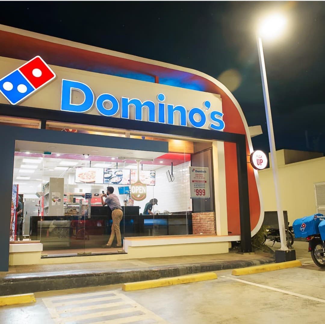 Domino's — • Prolongación 27 de Febrero
