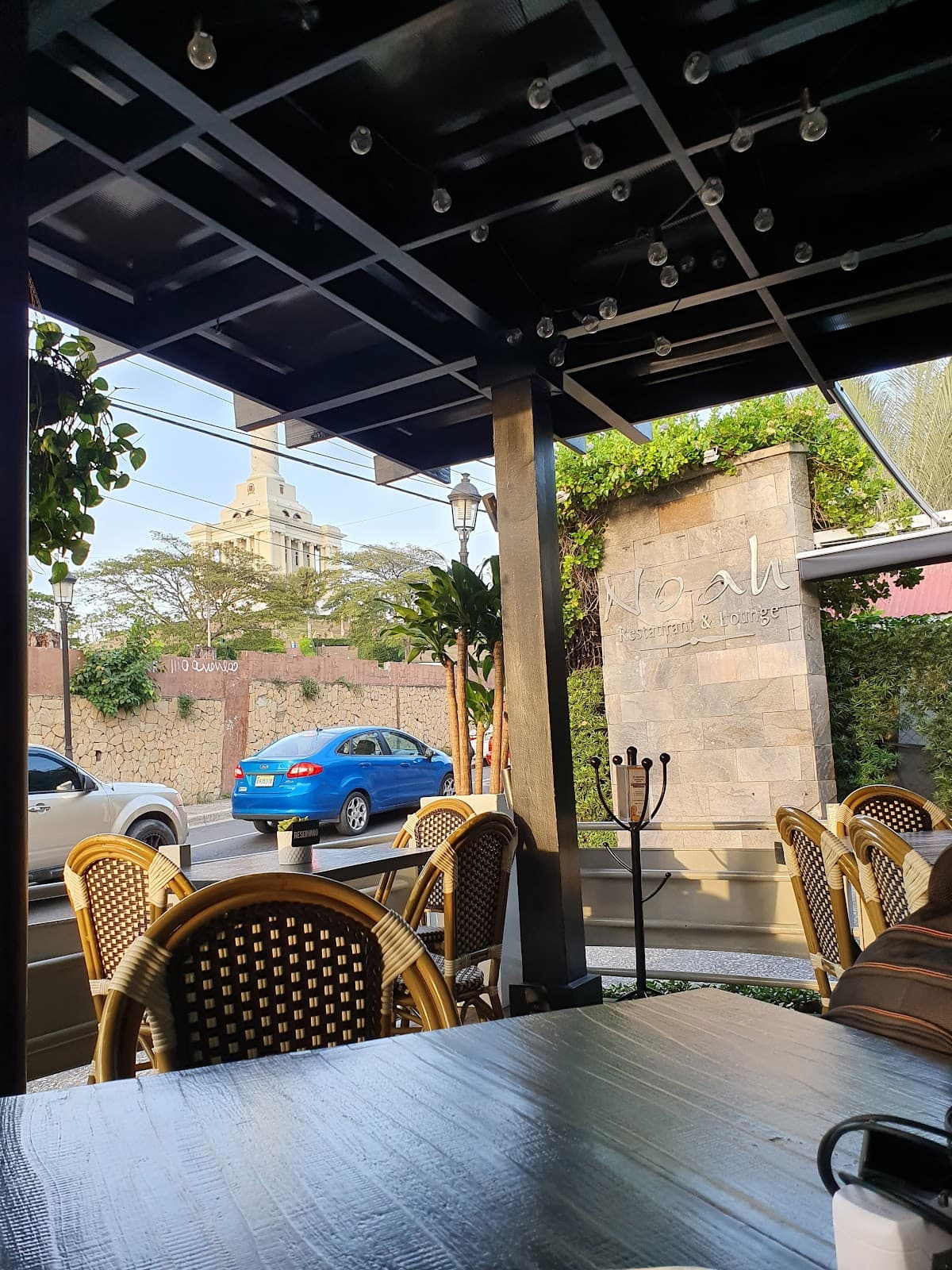 Noah Restaurant