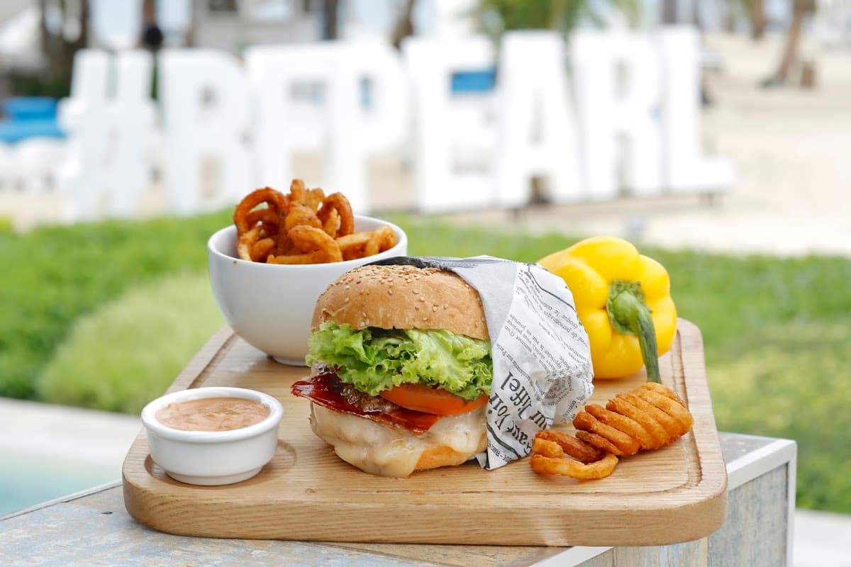 Pearl Beach Club