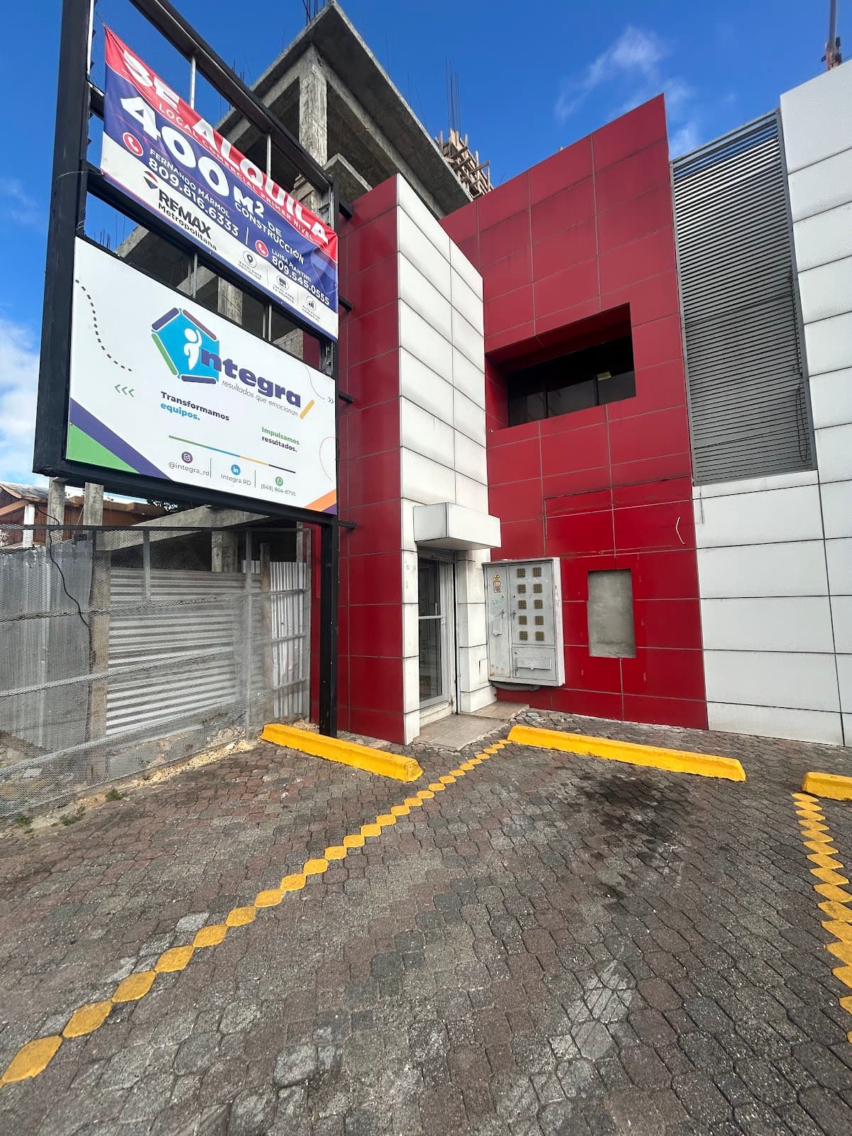 Banco Popular Dominicano — Farmax