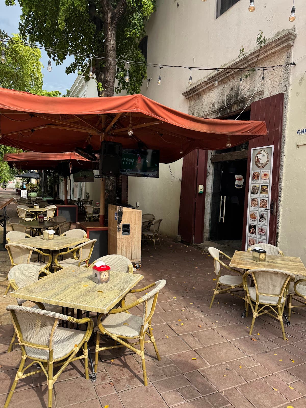 Fenix Bar. Italian Food & Fun