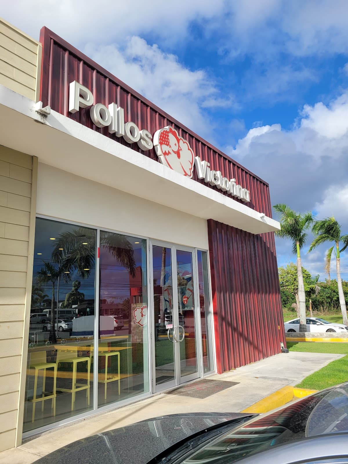 Pollos Victorina — Pueblo Bavaro