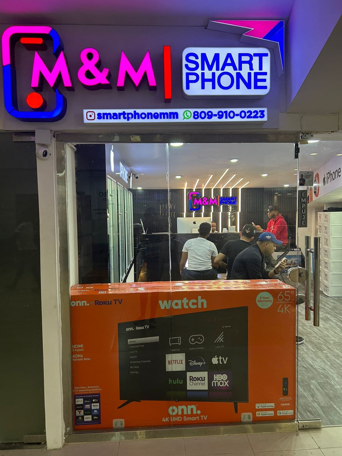 M&M Smartphone