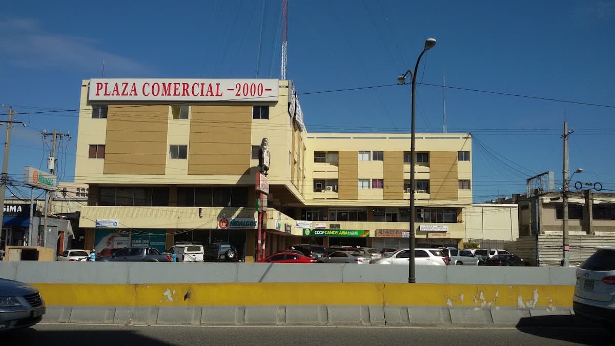 Plaza Comercial 2000