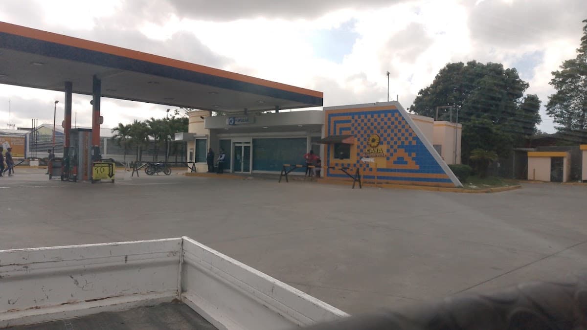 Banco Popular Dominicano — Carretera Mella 16 EL BONITO