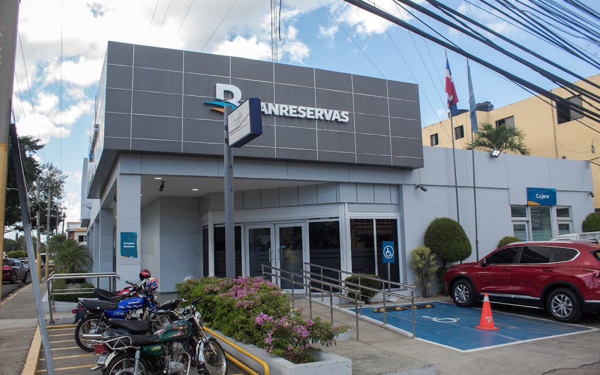 Banreservas — Carr. Mella Km. 8½