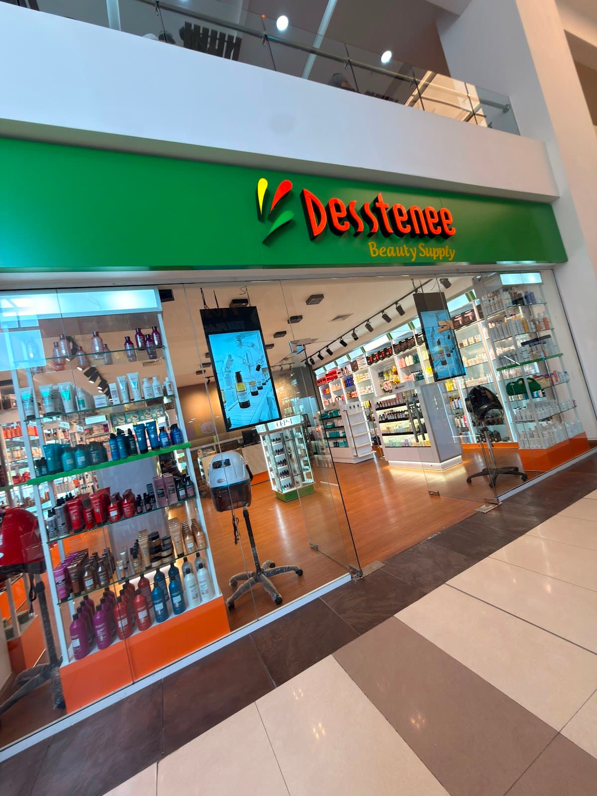Desstenee Beauty Supply en Punta Cana