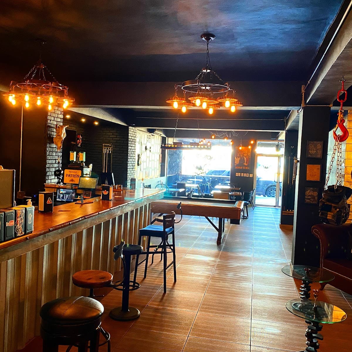 Motopsycho Workshop & Pub