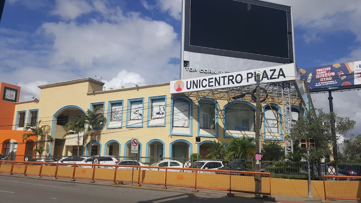 Unicentro Plaza