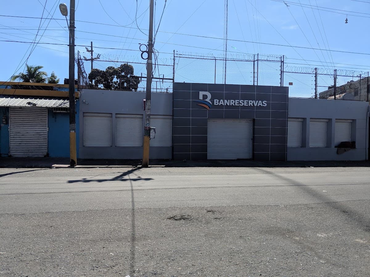 Banreservas — Av. Juan Pablo Duarte 49