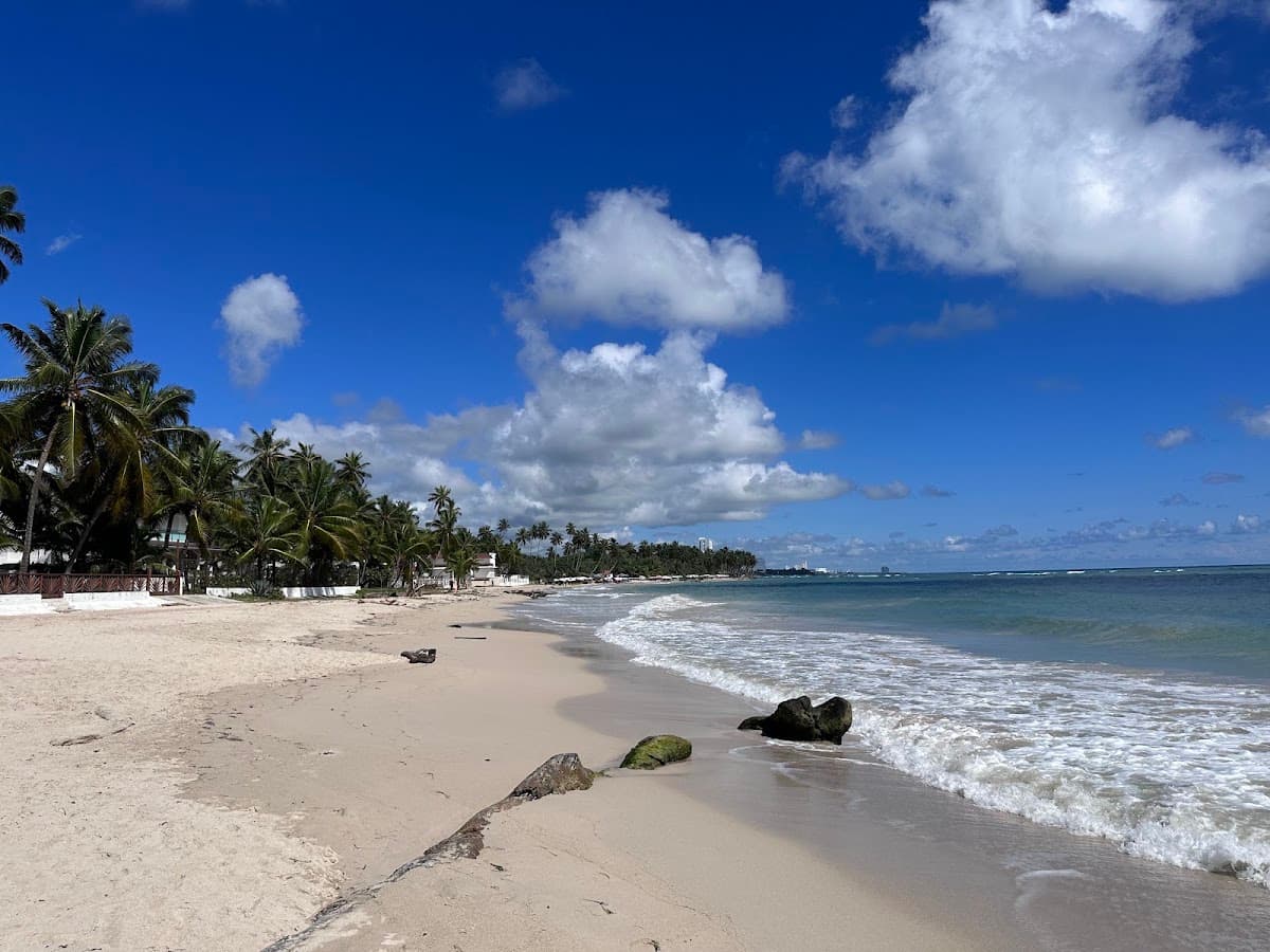 Playa Guayacanes — Calle Principal
