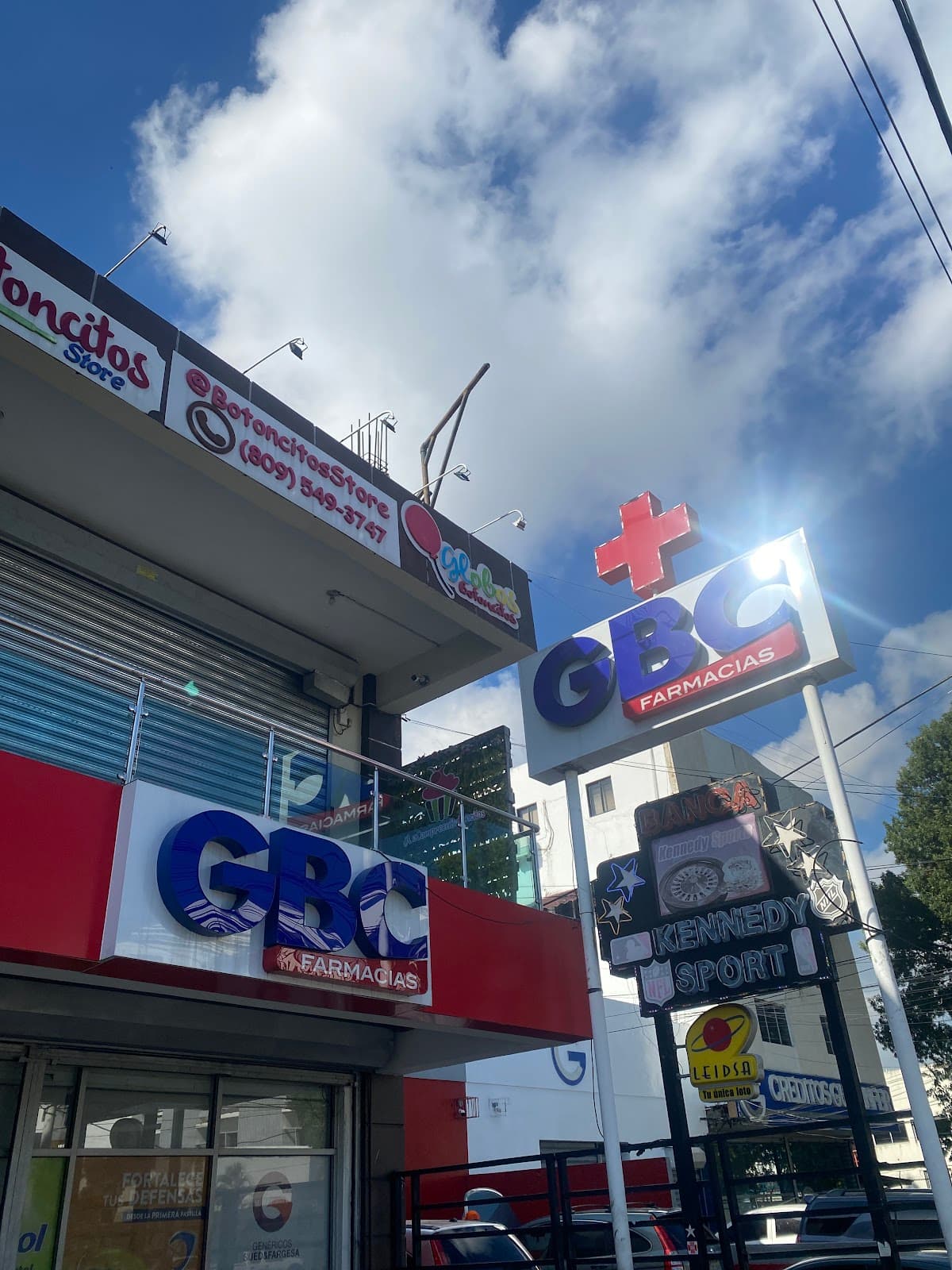 Farmacia GBC — San Martín