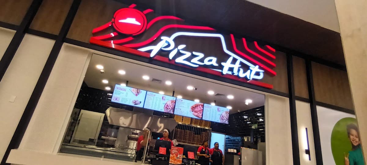 Pizza Hut — Ágora Santiago Center