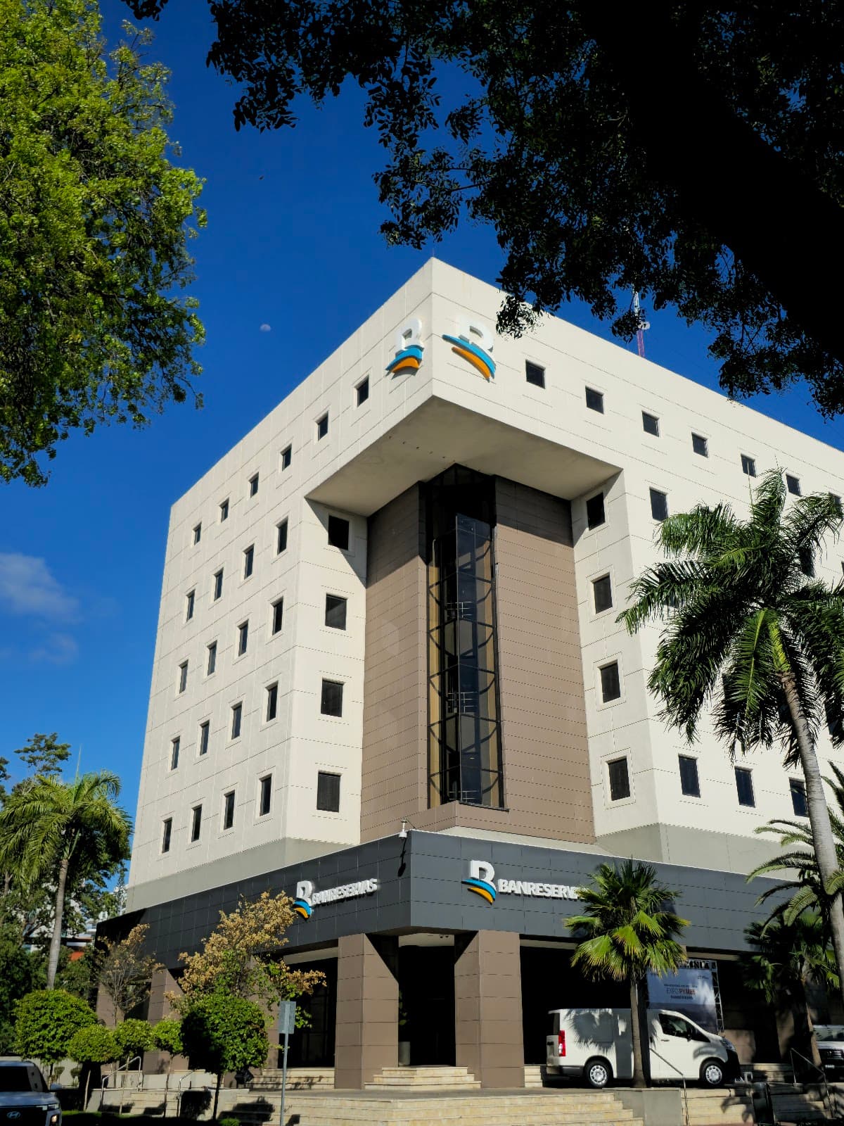 Oficina Principal — Torre Banreservas
