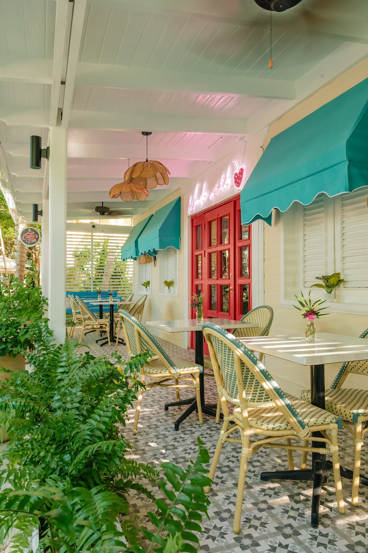 Cakes by Vale - Puntacana Village